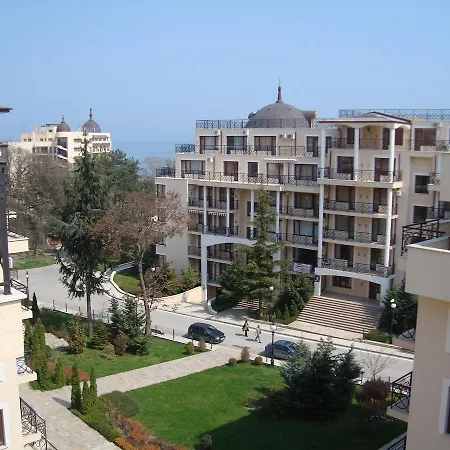 Apartamento Iglika 2 *