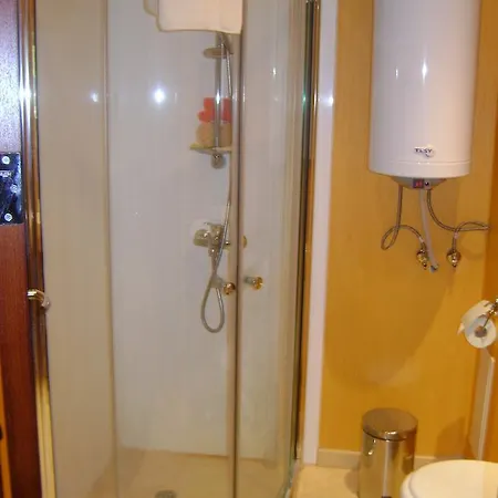 Apartamento Iglika 2 *